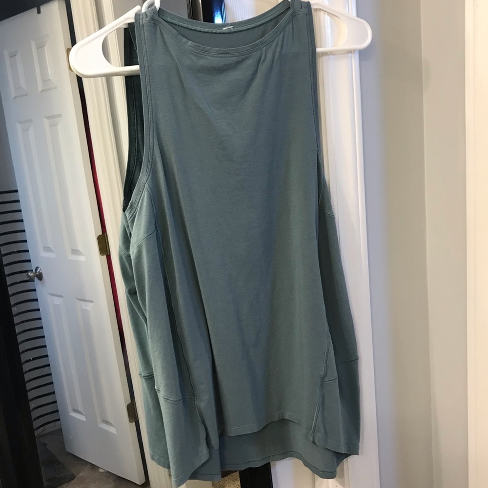 Lululemon Back in Action Tank Size 4